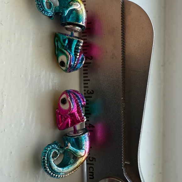Colorful Chameleon Earrings - Picture 4 of 4